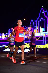 BIB: 4400, 42223
                            <button type="button" onclick="openModal(22868502)" class="btn btn-primary btn-sm float-right btn-popup" data-toggle="modal" data-target=".modal-high-quality">
                        <i class="fas fa-shopping-cart"></i> Add to Cart
                    </button>
                                            <button type="button" onclick="isThisMe(22868502, true)" class="btn btn-success btn-sm float-right btn-popup btn-isme hidden" data-toggle="tooltip" data-placement="bottom" title="นี่คือรูปของคุณใช่ไหม คลิกที่นี่เพื่อเอาเข้าอัลบั้ม">
                        <i class="fas fa-plus"></i> Add to album
                    </button>
                    <button type="button" onclick="isThisMe(22868502, false)" class="btn btn-warning btn-sm float-right btn-popup btn-isnotme hidden">
                        <i class="fas fa-ban"></i> Remove from album
                    </button>